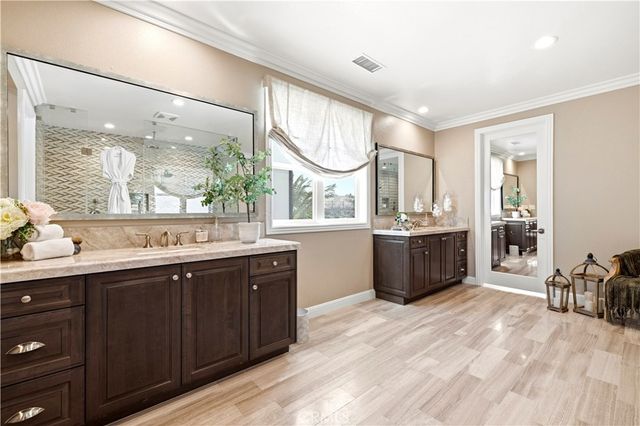 20450 W Albion Way, Porter Ranch, CA 91326
