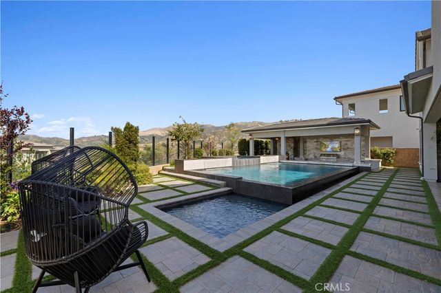 20450 W Albion Way, Porter Ranch, CA 91326