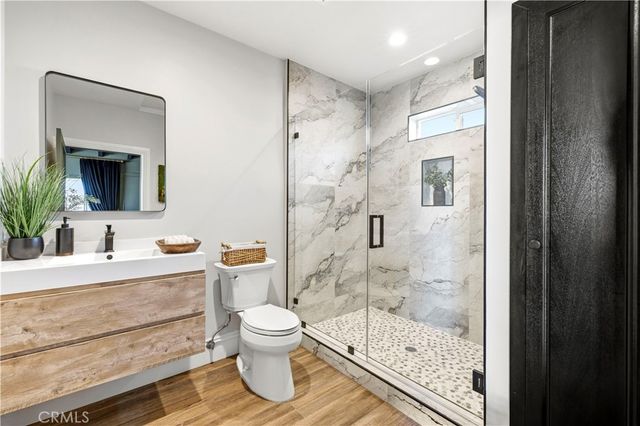 20450 W Albion Way, Porter Ranch, CA 91326