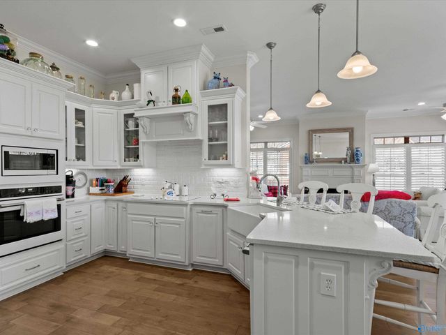 13728 Plainfield Drive, Athens, AL 35613