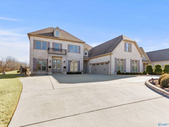 13728 Plainfield Drive, Athens, AL 35613