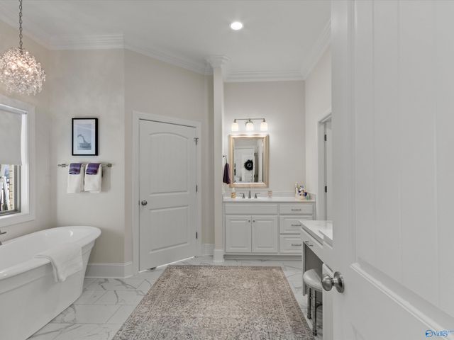 13728 Plainfield Drive, Athens, AL 35613