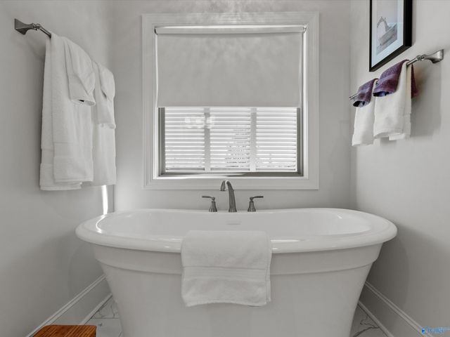 13728 Plainfield Drive, Athens, AL 35613