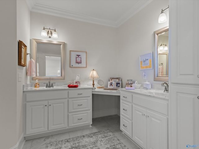 13728 Plainfield Drive, Athens, AL 35613