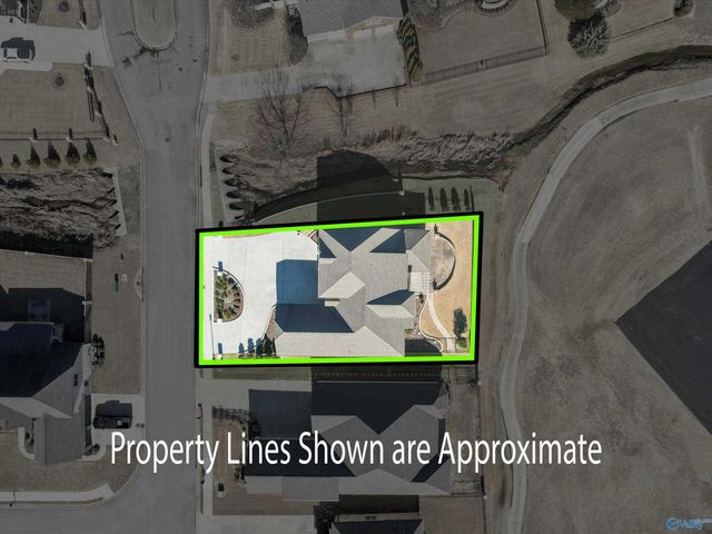 13728 Plainfield Drive, Athens, AL 35613