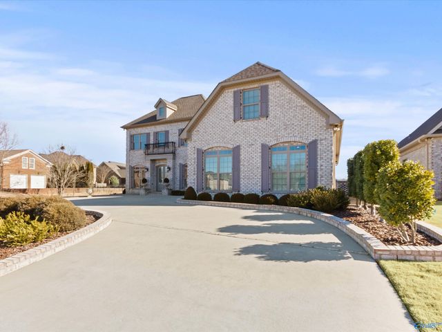 13728 Plainfield Drive, Athens, AL 35613