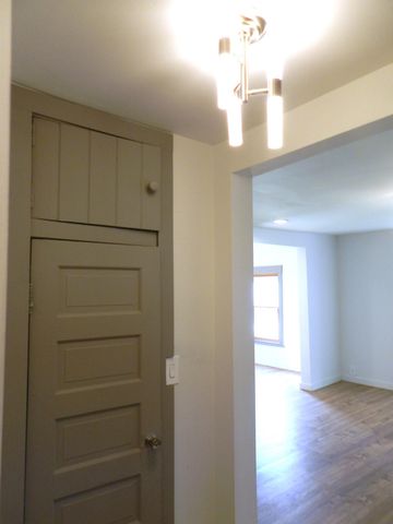 1097 Pearl Street, Benton Harbor City, MI 49022