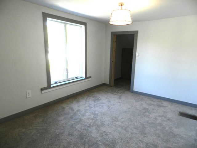 1097 Pearl Street, Benton Harbor City, MI 49022