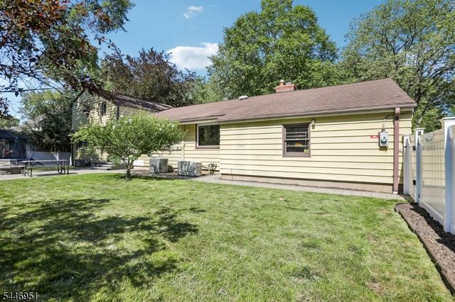 74 George St, Harrington Park Boro, NJ 07640