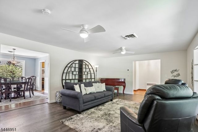 74 George St, Harrington Park Boro, NJ 07640