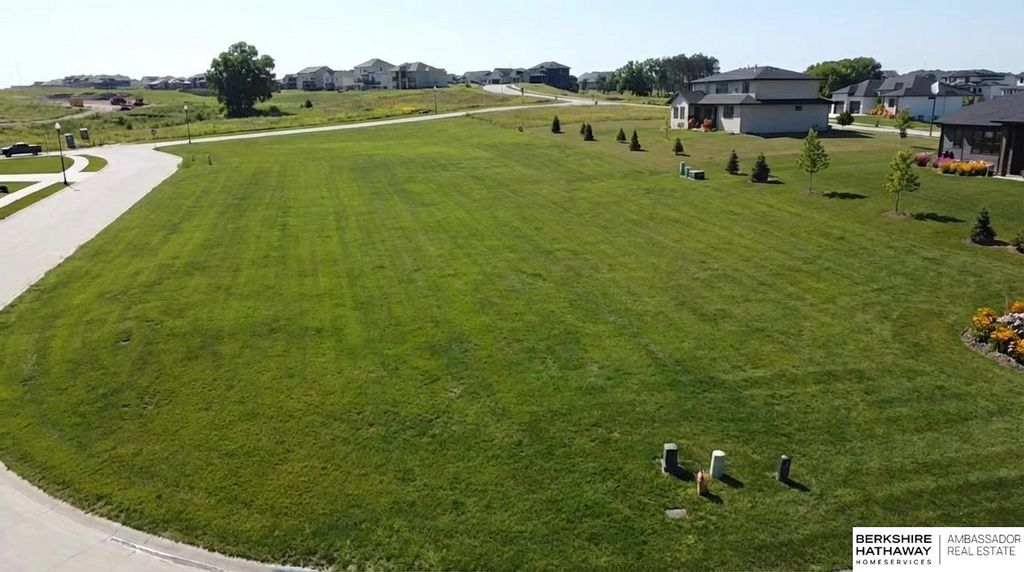 Lot 2 Hidden Hollow Replat 3 Street, Gretna, NE 68022