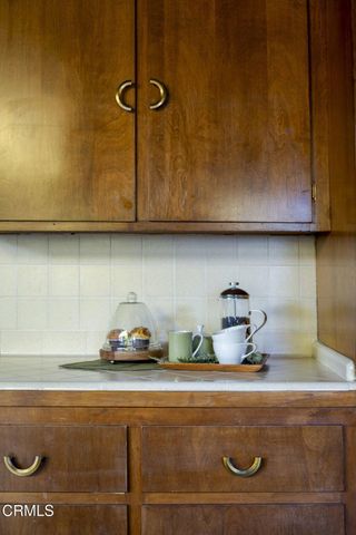 1995 Paloma Street, Pasadena, CA 91104