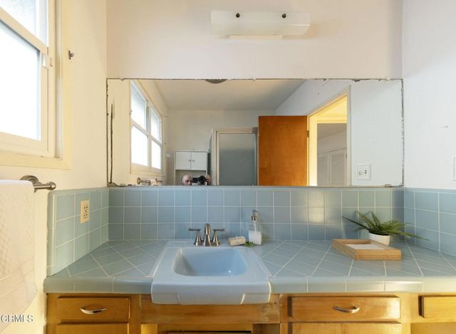 1995 Paloma Street, Pasadena, CA 91104