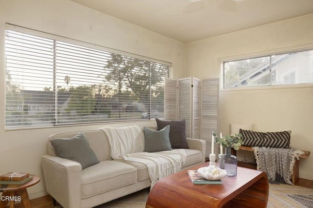 1995 Paloma Street, Pasadena, CA 91104