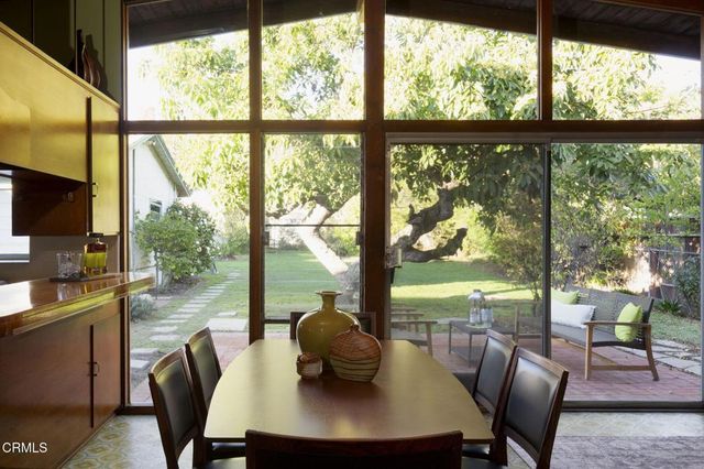 1995 Paloma Street, Pasadena, CA 91104