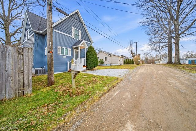 4890 Francis Drive, Geneva, OH 44041