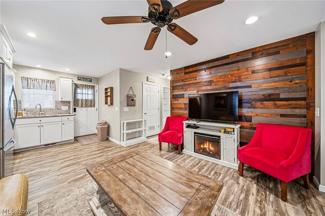 4890 Francis Drive, Geneva, OH 44041