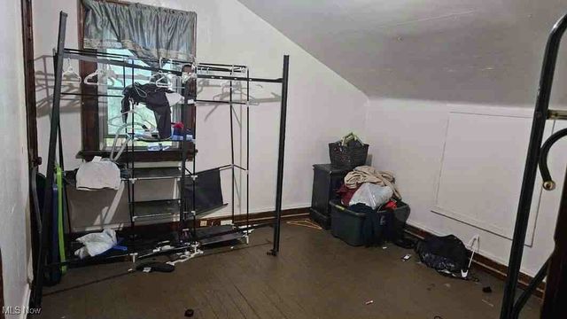 702 W Thornton Street, Akron, OH 44307