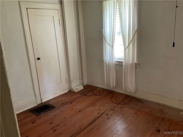 4602 Parker Road, Hamburg, NY 14075