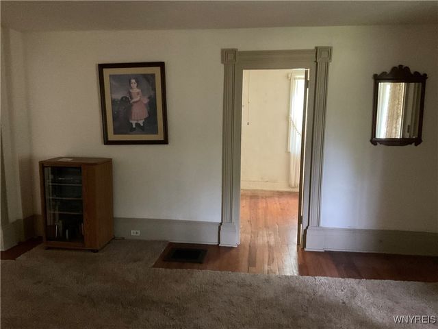 4602 Parker Road, Hamburg, NY 14075