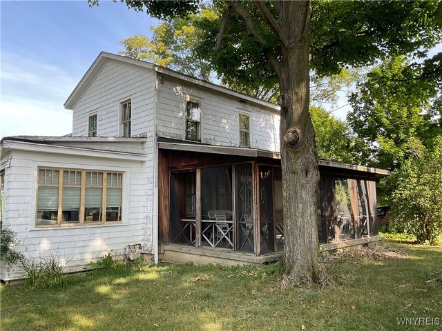 4602 Parker Road, Hamburg, NY 14075