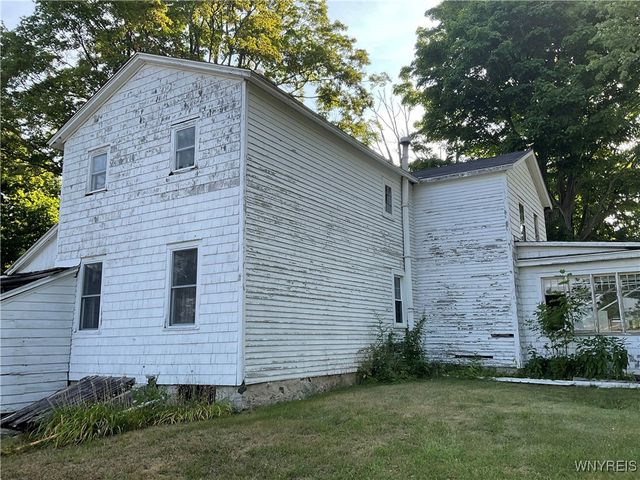 4602 Parker Road, Hamburg, NY 14075