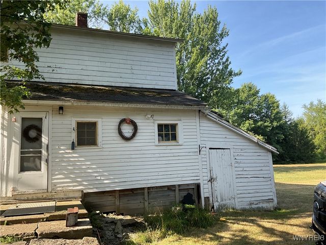 4602 Parker Road, Hamburg, NY 14075