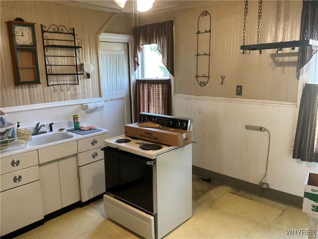 4602 Parker Road, Hamburg, NY 14075