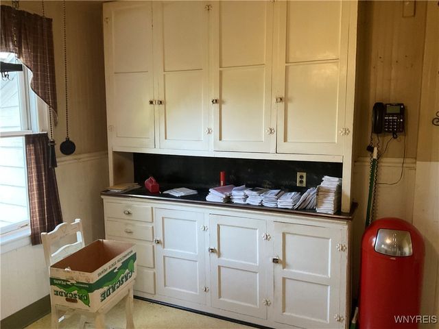 4602 Parker Road, Hamburg, NY 14075