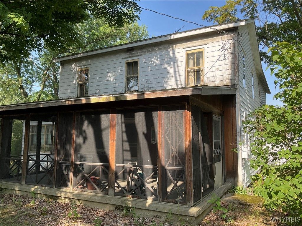 4602 Parker Road, Hamburg, NY 14075