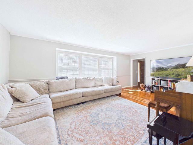 206 Pineland Street, Perry, FL 32348