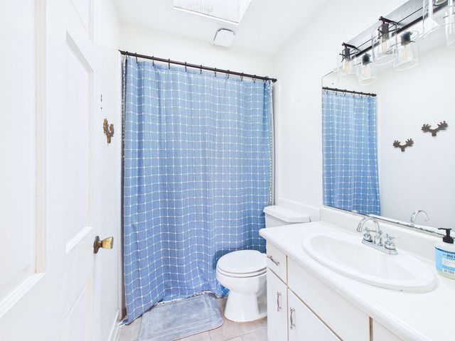 206 Pineland Street, Perry, FL 32348