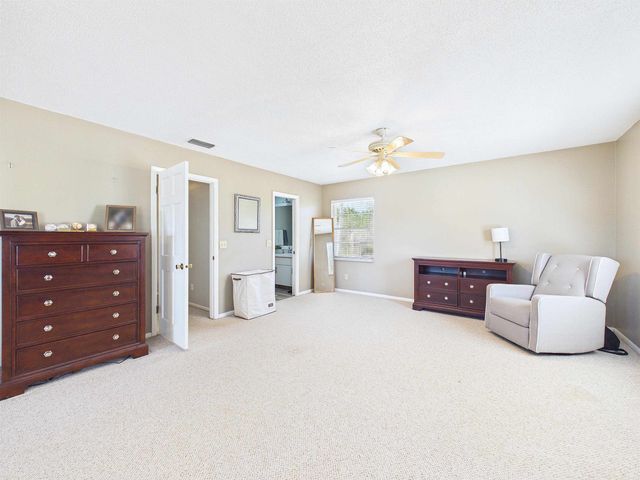 206 Pineland Street, Perry, FL 32348