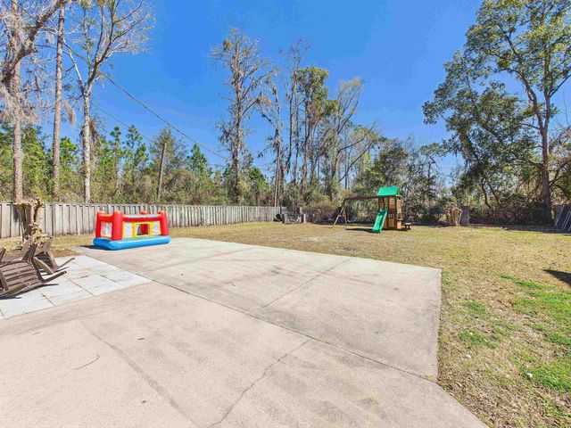 206 Pineland Street, Perry, FL 32348
