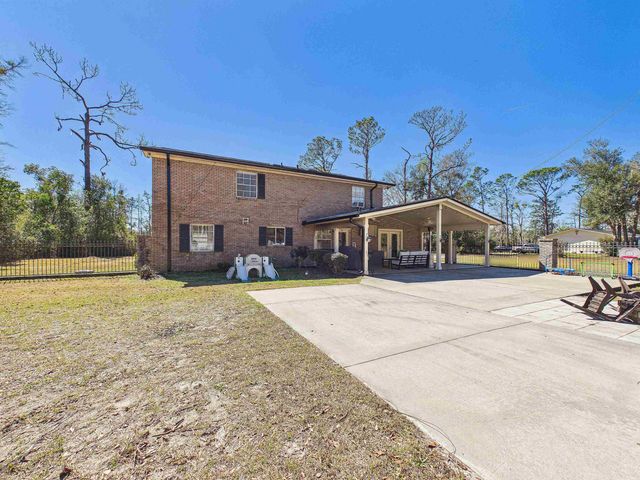 206 Pineland Street, Perry, FL 32348