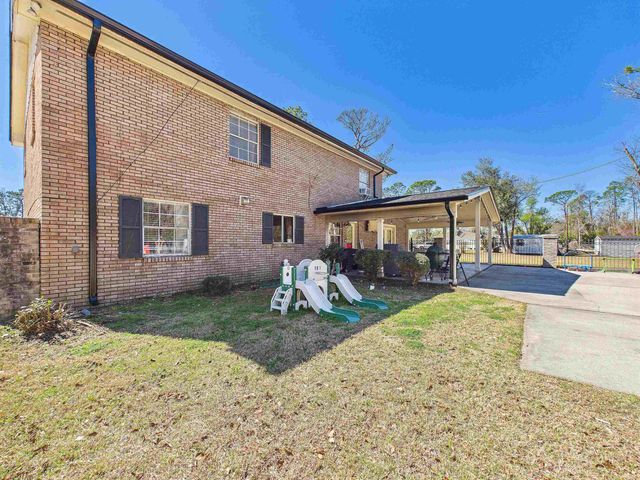 206 Pineland Street, Perry, FL 32348