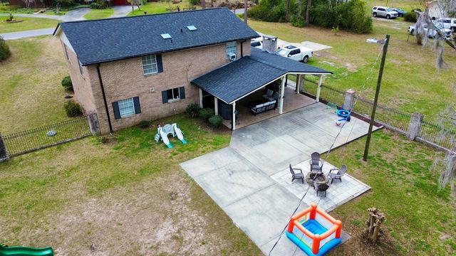 206 Pineland Street, Perry, FL 32348