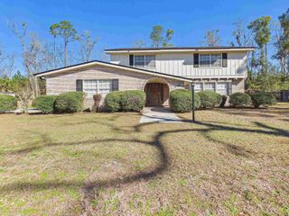 206 Pineland Street, Perry, FL 32348