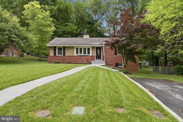 4915 SHARON RD, Temple Hills, MD 20748