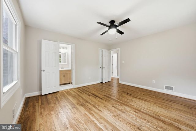 4915 SHARON RD, Temple Hills, MD 20748