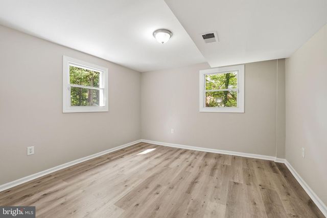 4915 SHARON RD, Temple Hills, MD 20748