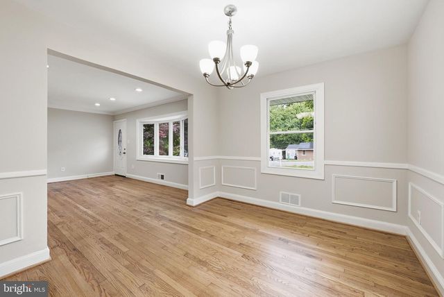 4915 SHARON RD, Temple Hills, MD 20748