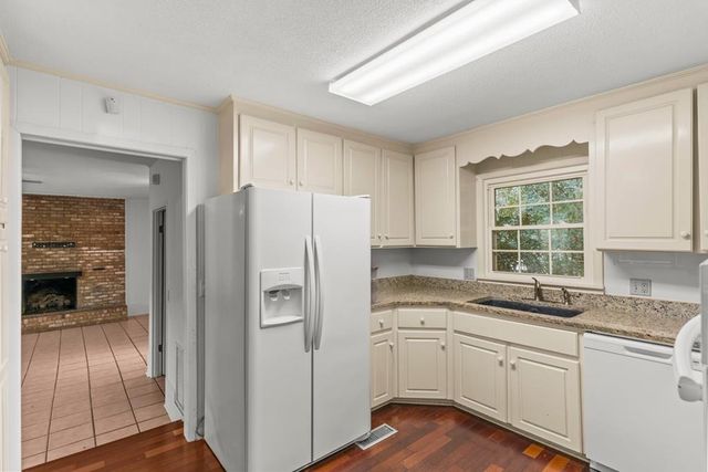 102 Candy Drive, Enterprise, AL 36330