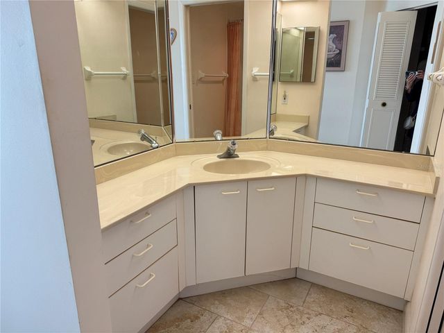 7979 SAILBOAT KEY BOULEVARD S 306, South Pasadena, FL 33707