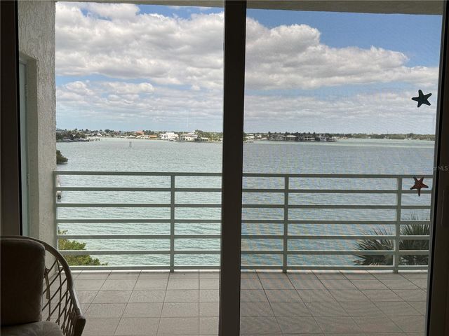 7979 SAILBOAT KEY BOULEVARD S 306, South Pasadena, FL 33707