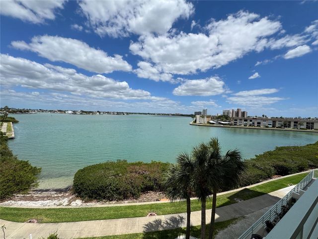 7979 SAILBOAT KEY BOULEVARD S 306, South Pasadena, FL 33707