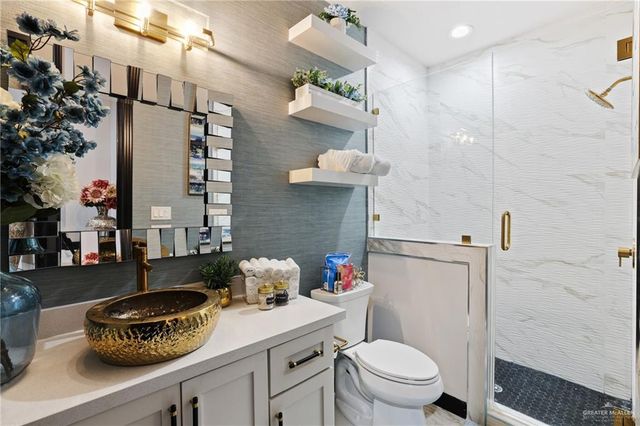 604 Glenwood Avenue, Mission, TX 78572