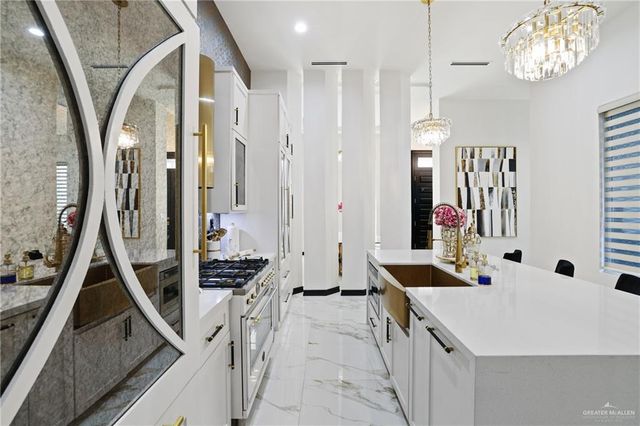 604 Glenwood Avenue, Mission, TX 78572