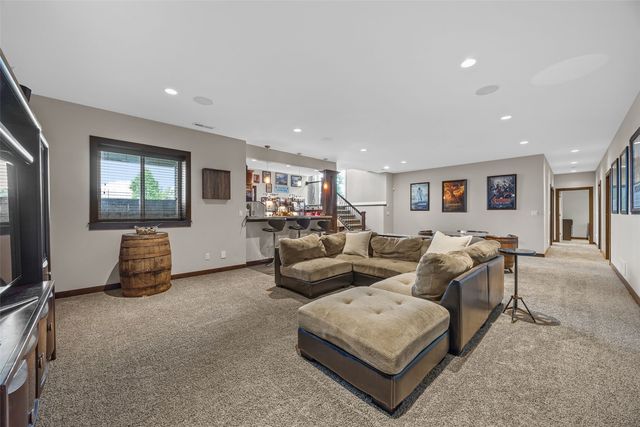 4535 Par Cir, Marion, IA 52302