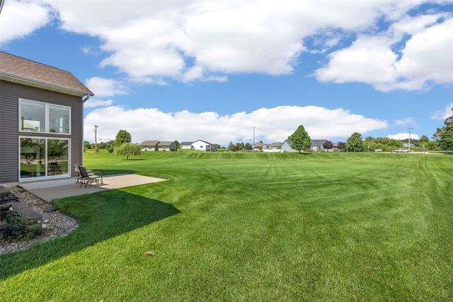 4535 Par Cir, Marion, IA 52302